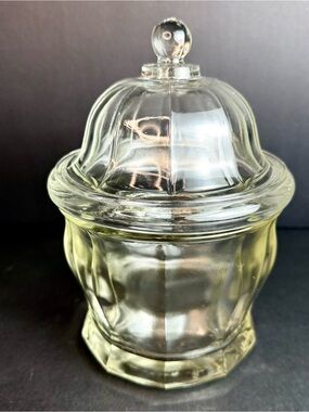 Vintage Indiana Glass Clear Drugstore Mercantile APOTHECARY JAR w/ Domed Lid 8"